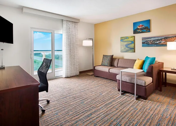 By Marriott Ocean Hotel 3*