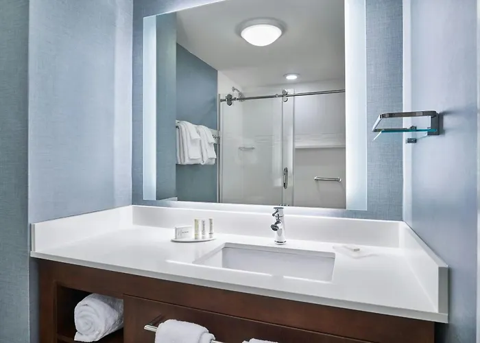 By Marriott Ocean